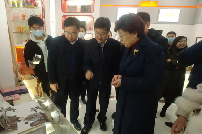 微信图片_20211218164344_副本.jpg